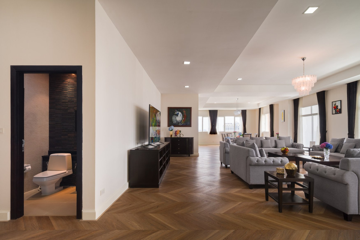 ให้เช่าคอนโดสุขุมวิท อโศก ทองหล่อ : ✨ ให้เช่าPenthouse รีโนเวทใหม่ใจกลางเมือง ขนาด 440 ตรม. เฟอร์นิเจอร์ครบ ชั้นบนสุด ใกล้BTSอโศก และMRT สุขุมวิท