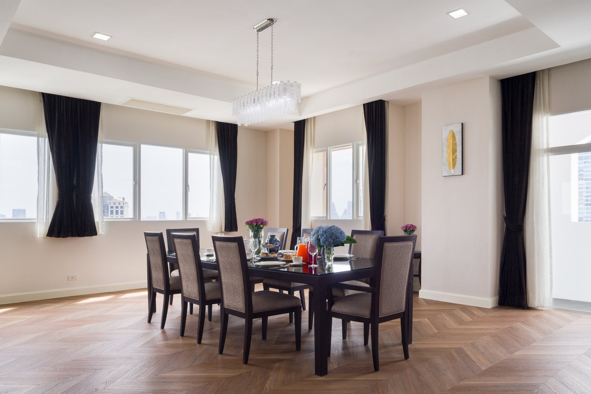 ให้เช่าคอนโดสุขุมวิท อโศก ทองหล่อ : ✨ ให้เช่าPenthouse รีโนเวทใหม่ใจกลางเมือง ขนาด 440 ตรม. เฟอร์นิเจอร์ครบ ชั้นบนสุด ใกล้BTSอโศก และMRT สุขุมวิท