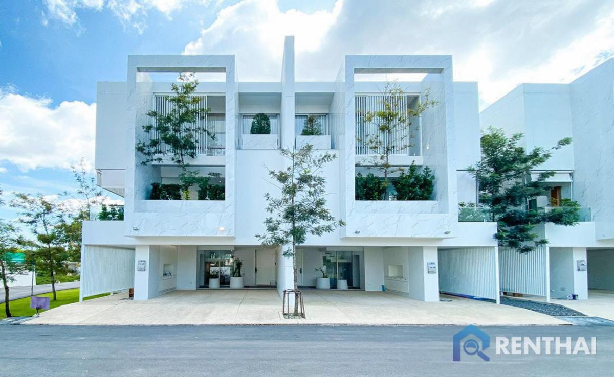 ขายบ้านภูเก็ต : บ้านสไตล์โมเดิร์นในภูเก็ตของคุณ ดีไซน์ทันสมัย ทำเลเยี่ยม ใช้ชีวิตทรอปิคอลอย่างง่ายดาย