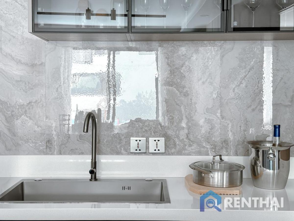 ขายคอนโดภูเก็ต : สำหรับ ขาย คอนโด 1 ห้องนอน ที่ Capri Residence