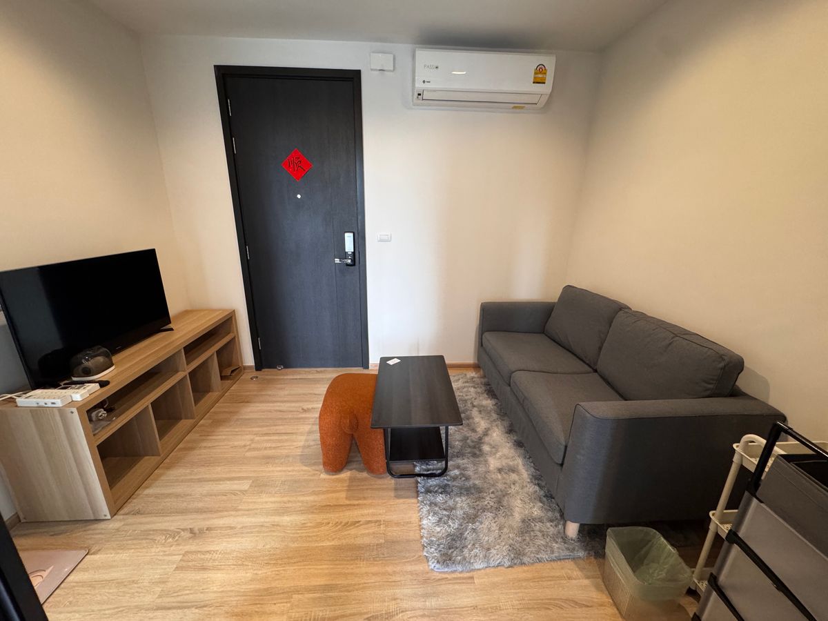 For RentCondoRama9, Petchburi, RCA : For rent, new room, 1st hand, The base garden rama 9