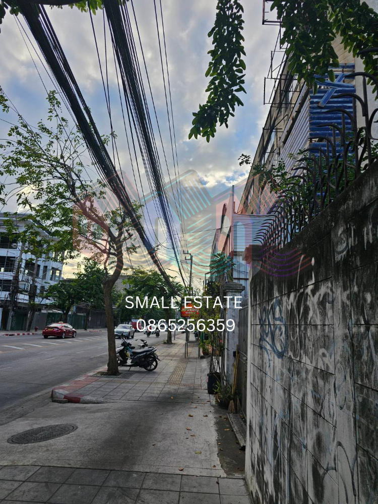 ขายบ้านอ่อนนุช อุดมสุข : ขายบ้านเดี่ยว 2 ชั้น ติดถนน ซอยอุดมสุข (สุขุมวิท 103) ใจกลางทำเลทอง
