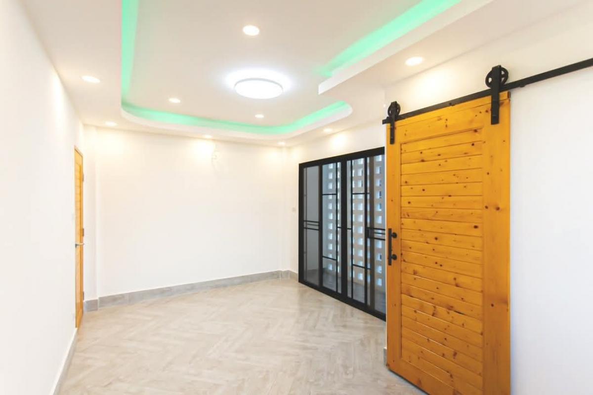 For SaleHome OfficeRatchadapisek, Huaikwang, Suttisan : 🚩For Sale : Home Office Stand alone Renovated @ Suthisarn (Home Office/Single house Soi 20 June Suthisarn)