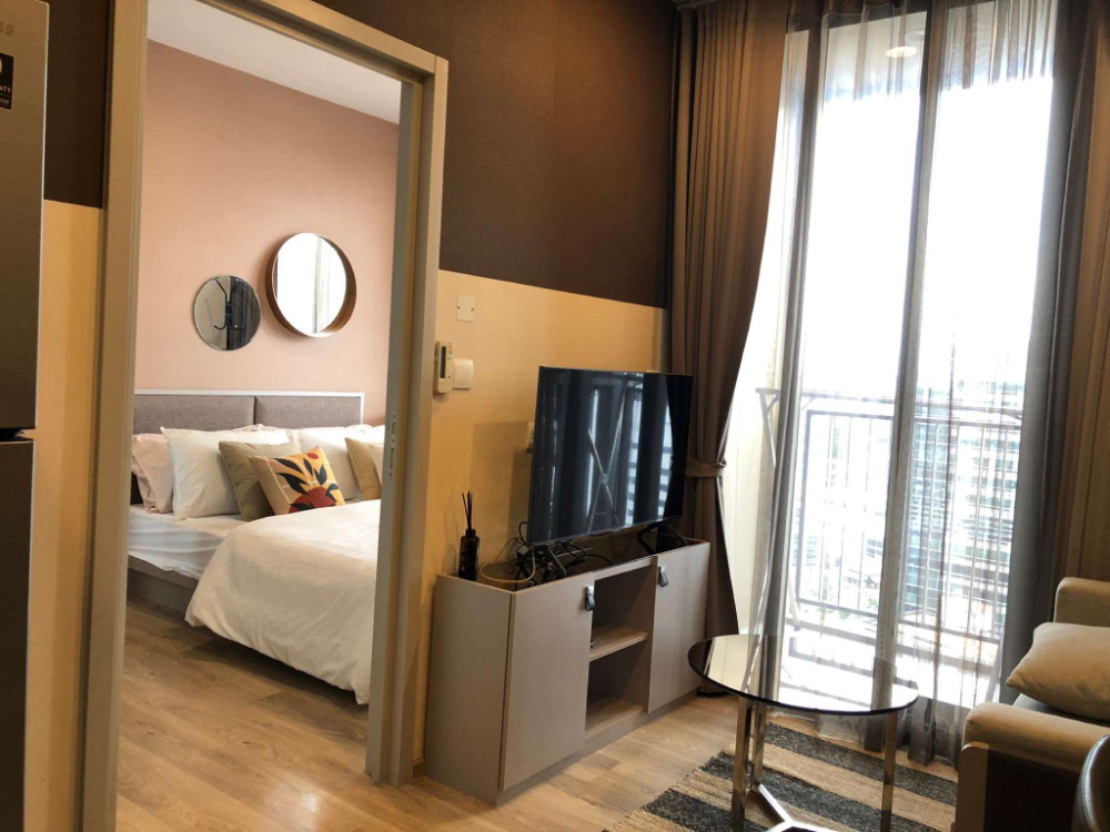 ขายคอนโดสุขุมวิท อโศก ทองหล่อ : Oka Haus Sukhumvit 36 ​​for sell 4.12 million