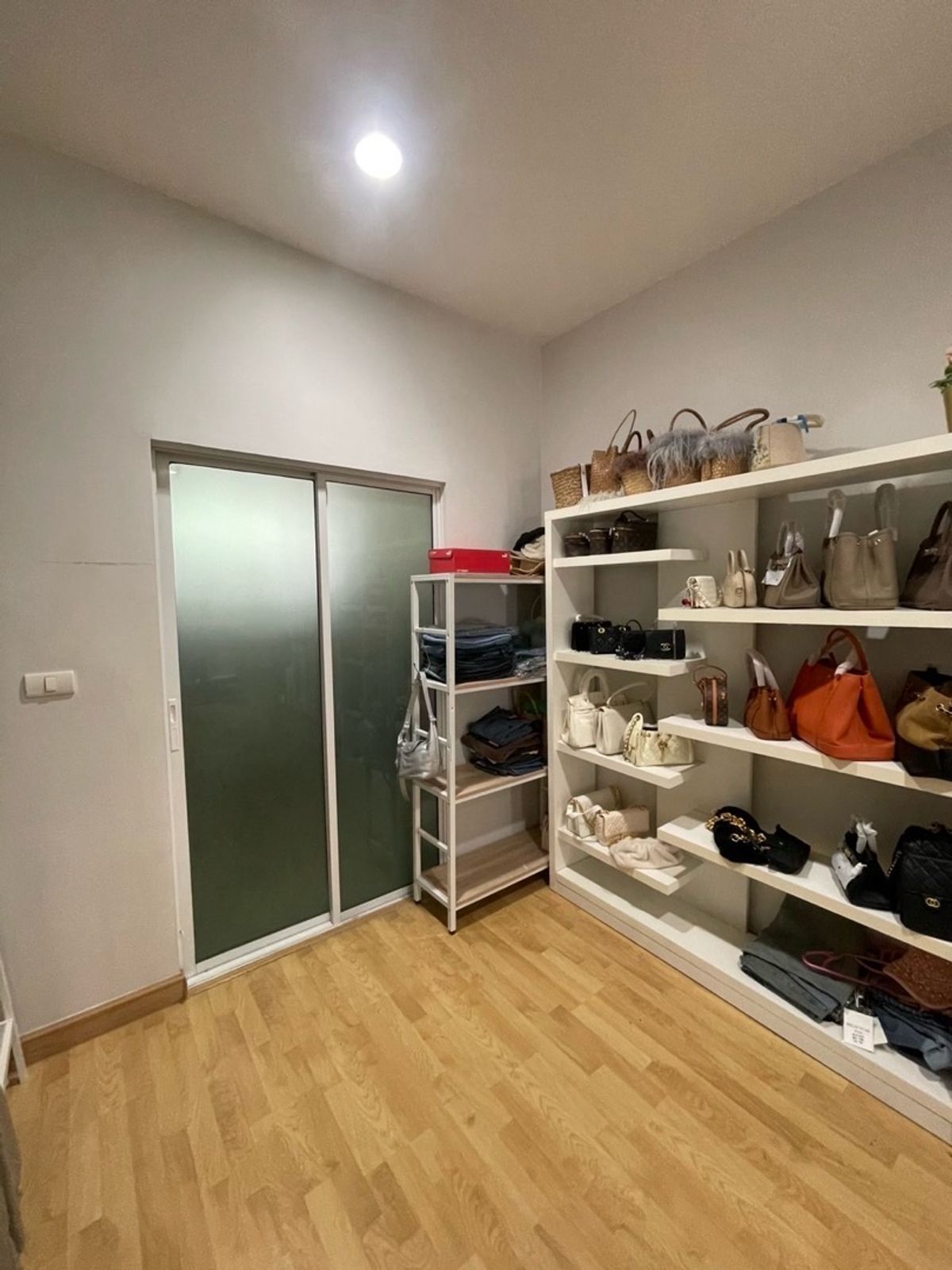 ขายบ้านรัชดา ห้วยขวาง : ขาย บ้านกลางเมืองรัชดา 36 ถนนเมน 25ตรว ใกล้ ต่อเติมห้องด้านหลัง เมเจอร์รัชโยธิน   