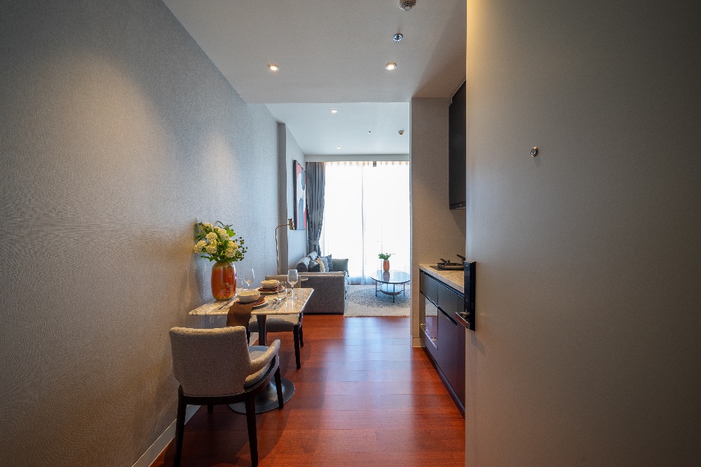 ให้เช่าคอนโดสุขุมวิท อโศก ทองหล่อ : Luxury Condo For Rent in Thong Lor !!! Khun by Yoo 1 ห้องนอน ราคา 60,000 บาท ขนาด 48.75 ตร.ม. ห้องหรูหรา ส่วนกลางอลังกาล ใจกลางทองหล่อ