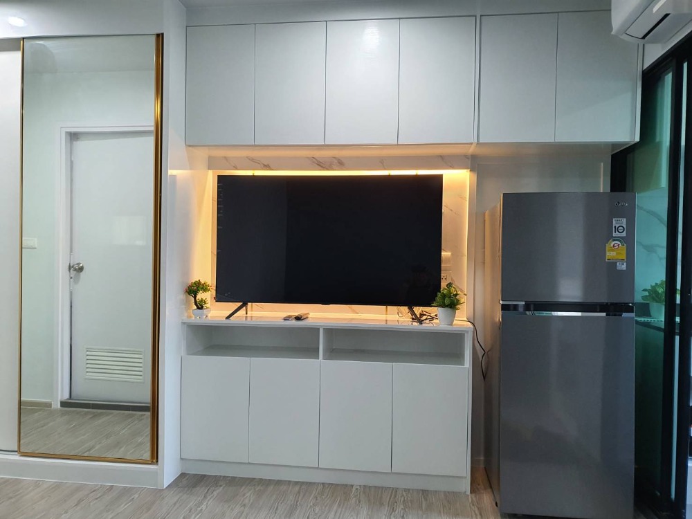 ให้เช่าคอนโดอ่อนนุช อุดมสุข : เช่าคอนโด รีเจ้นท์โฮมบางนา (Regent Home Bangna)  ตึก A ชั้น 16 บิ้วอิน หรูทั้งห้อง  วิวโล่ง สวยมาก  ราคาเช่า 11,000 บาท