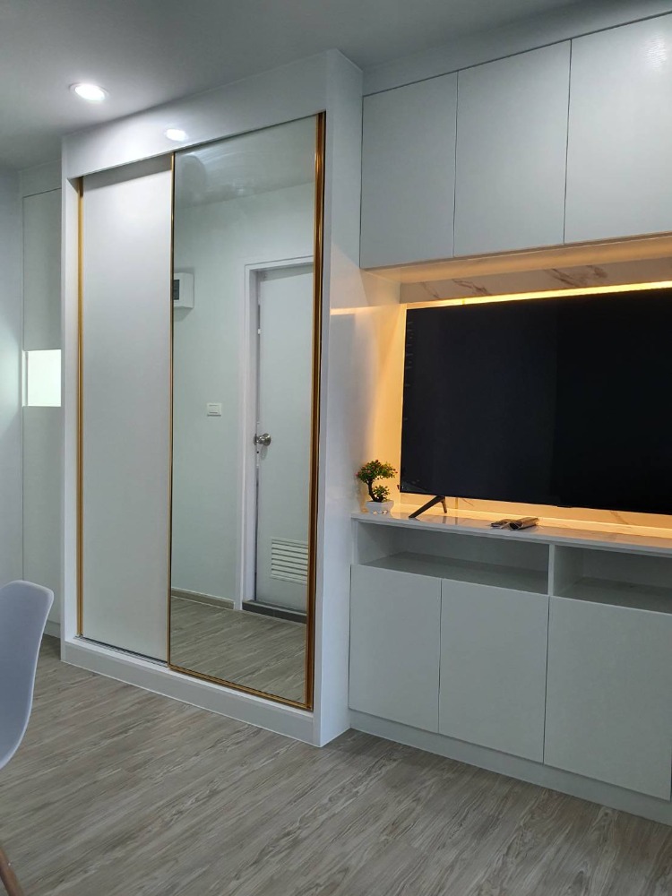 ให้เช่าคอนโดอ่อนนุช อุดมสุข : เช่าคอนโด รีเจ้นท์โฮมบางนา (Regent Home Bangna)  ตึก A ชั้น 16 บิ้วอิน หรูทั้งห้อง  วิวโล่ง สวยมาก  ราคาเช่า 11,000 บาท