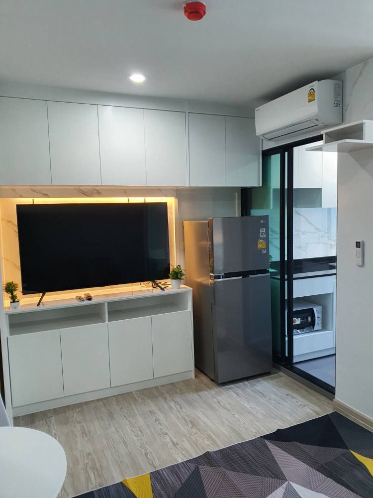 ให้เช่าคอนโดอ่อนนุช อุดมสุข : เช่าคอนโด รีเจ้นท์โฮมบางนา (Regent Home Bangna)  ตึก A ชั้น 16 บิ้วอิน หรูทั้งห้อง  วิวโล่ง สวยมาก  ราคาเช่า 11,000 บาท