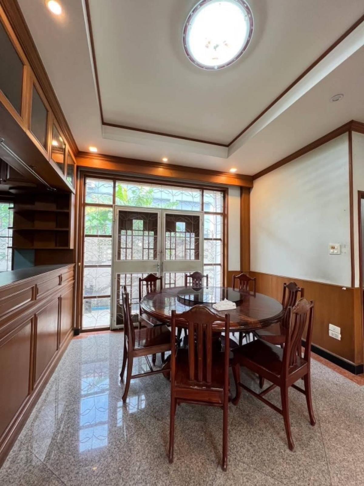 ให้เช่าบ้านลาดพร้าว101 แฮปปี้แลนด์ : ขายและให้เช่าบ้านเดี่ยว 3 ชั้น ลาดพร้าว 93 เหมาะทำออฟฟิศ โฮมออฟฟิศ หรือสตูดิโอไลฟ์สด จดทะเบียนบริษัทได้