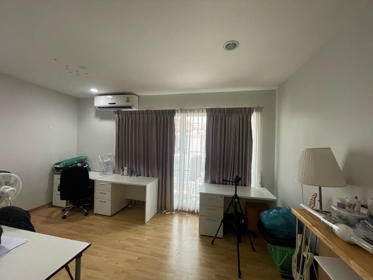 ขายบ้านรัชดา ห้วยขวาง : ขาย บ้านกลางเมืองรัชดา 36 ถนนเมน 25ตรว ใกล้ ต่อเติมห้องด้านหลัง เมเจอร์รัชโยธิน   