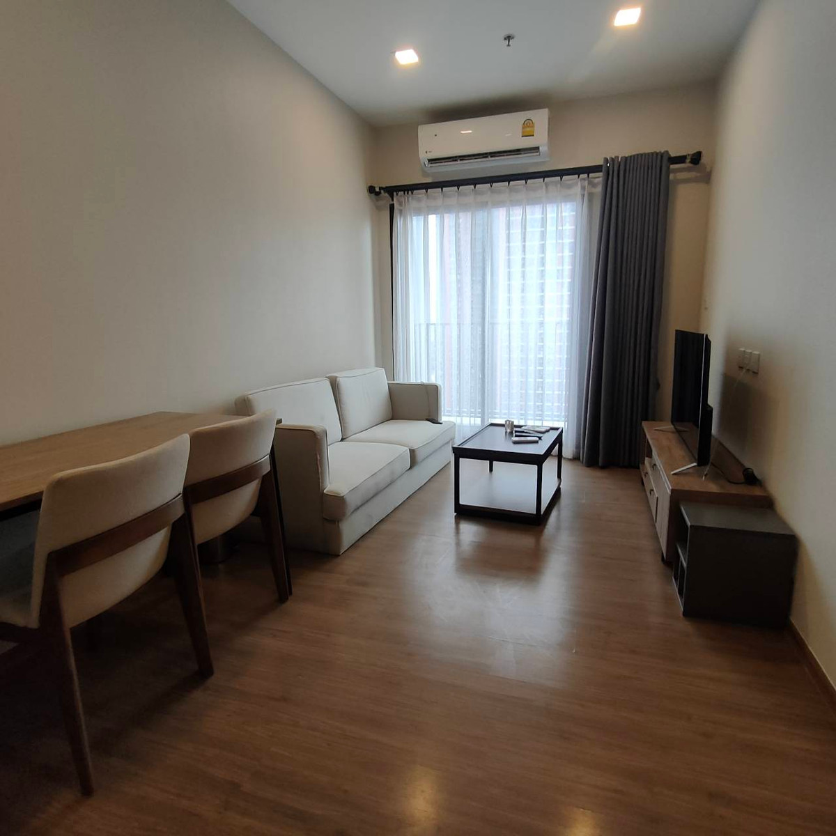 For RentCondoRamkhamhaeng, Hua Mak : 🎄🎄2 bedrooms🐶🐱Allow pets💙(For Rent)Metris Rama 9-Ramkhamhaeng