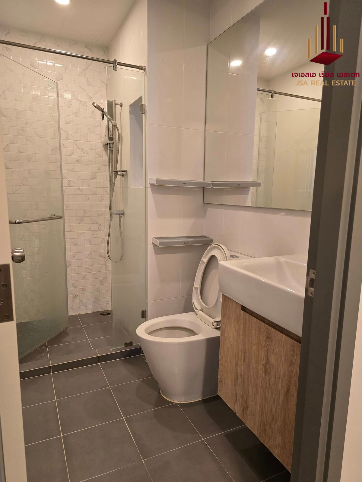 ให้เช่าคอนโดปิ่นเกล้า จรัญสนิทวงศ์ : ✨ For Rent: Chewathai Pinklao Condo ✨ 💰 Only 14,000 THB/month