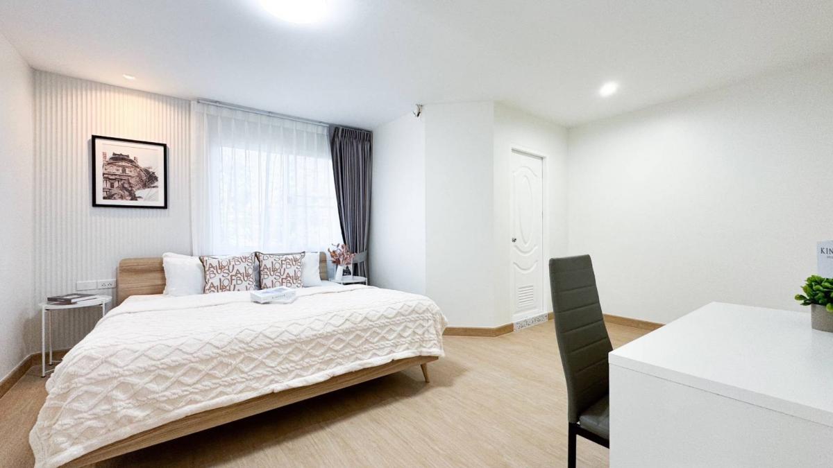 ขายคอนโดรามคำแหง หัวหมาก : ✨️บ้านหรือคอนโด? ไม่ต้องเลือก! ห้องใหญ่ ฟีลบ้านแท้ ๆ 2 ห้องนอน พร้อมเข้าอยู่! 🌳คอนโดที่ให้ความรู้สึกเหมือนบ้าน! บดินทร์ สวีท โฮม (𝐁𝐨𝐝𝐢𝐧 𝐒𝐮𝐢𝐭𝐞 𝐇𝐨𝐦𝐞)🌳