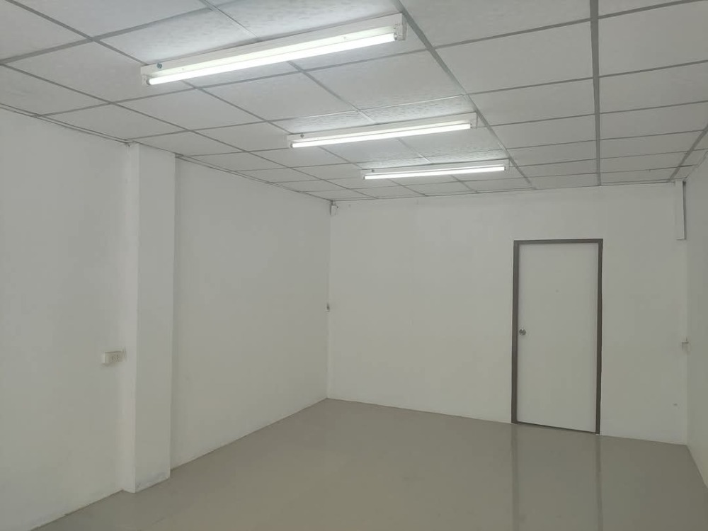 For RentShop HouseBang kae, Phetkasem : Commercial building for rent, Suk San Village, Bang Khae