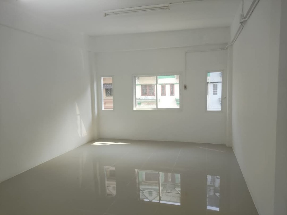 For RentShop HouseBang kae, Phetkasem : Commercial building for rent, Suk San Village, Bang Khae