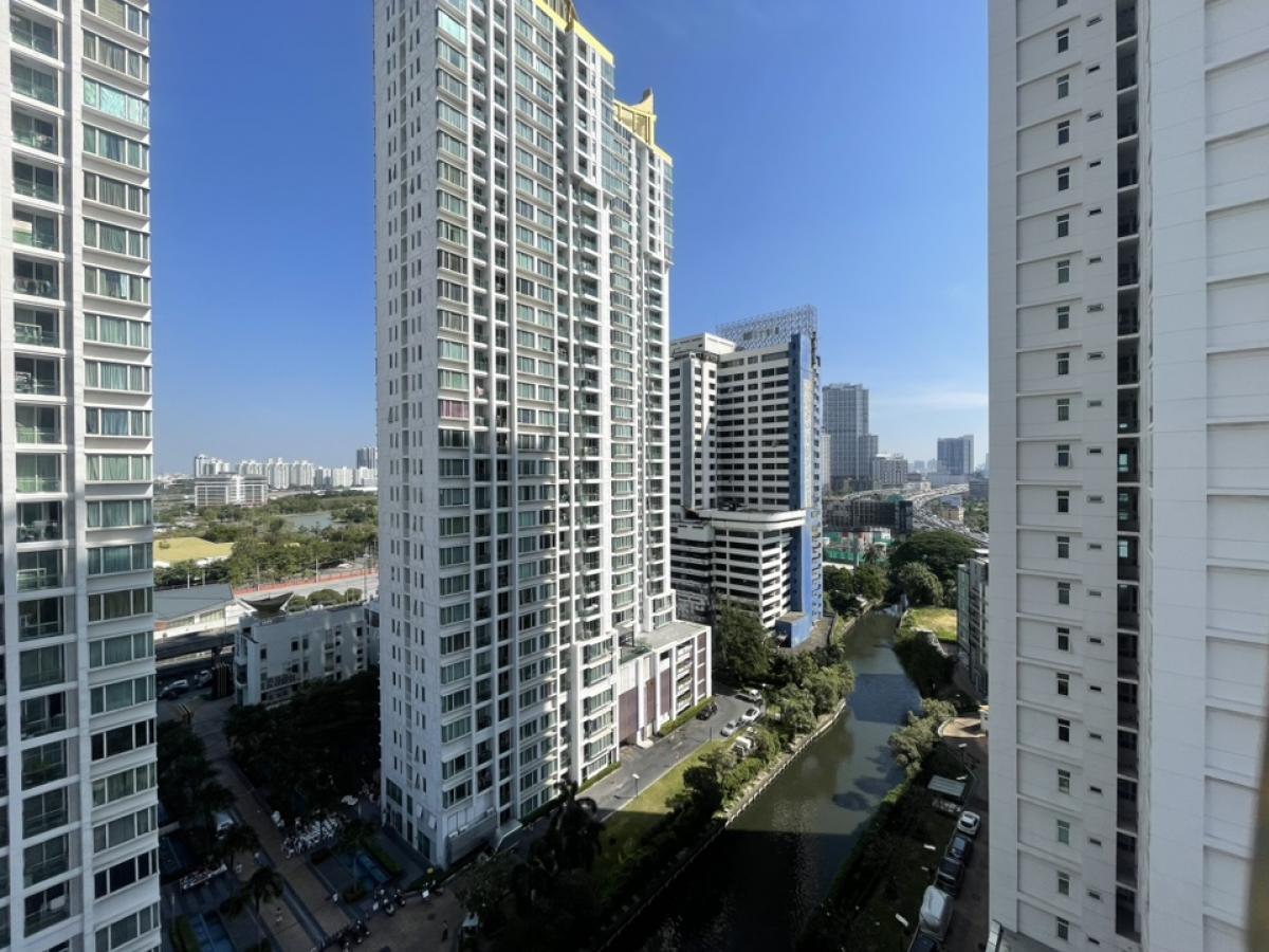 ขายคอนโดพระราม 9 เพชรบุรีตัดใหม่ RCA : ขายด่วนTC Green 1ห้องนอน ตึกC 40ตรม ราคาถูก 2.9 ล้านเท่านั้น สนใจนัดชมได้นะคะ