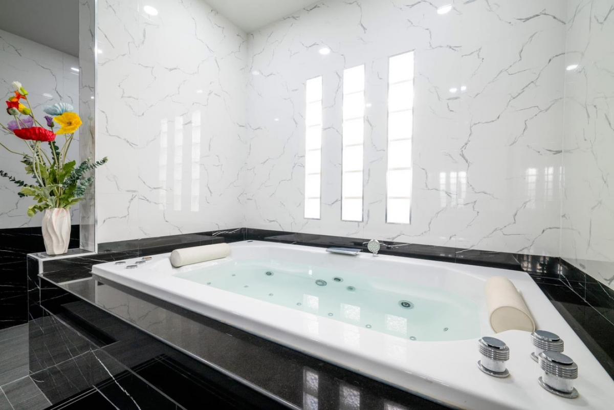 ขายบ้านพัทยา บางแสน ชลบุรี สัตหีบ : 📍บ้านสวยทำเลดี ใจกลางเมือง ติดห้างเดอะชิลล์ // พัทยาฮิลล์ 2