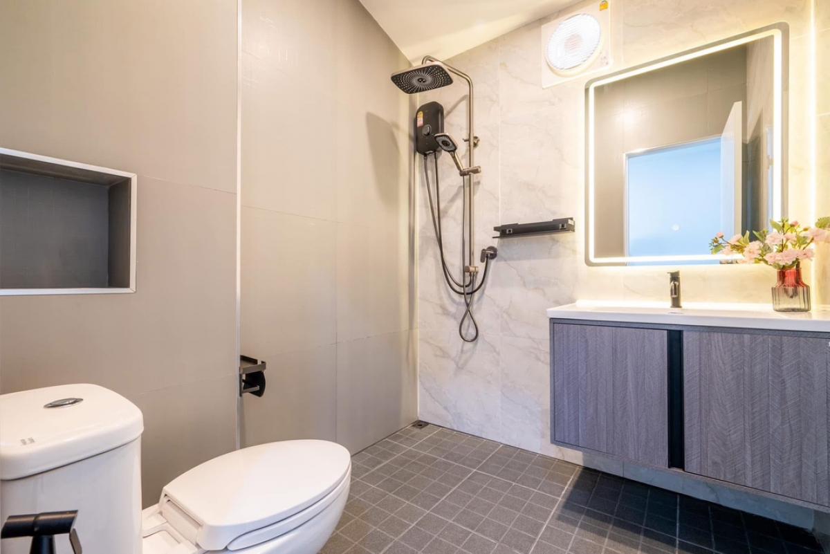 ขายบ้านพัทยา บางแสน ชลบุรี สัตหีบ : 📍บ้านสวยทำเลดี ใจกลางเมือง ติดห้างเดอะชิลล์ // พัทยาฮิลล์ 2