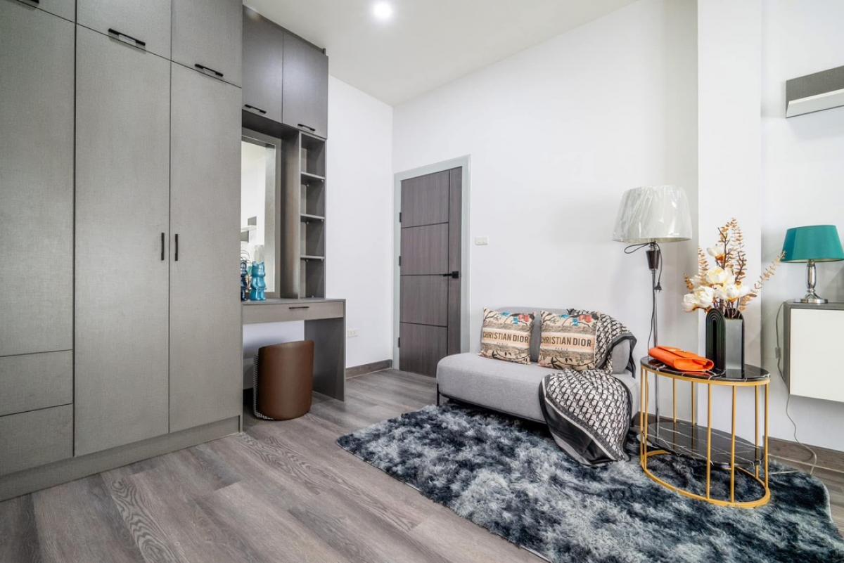 ขายบ้านพัทยา บางแสน ชลบุรี สัตหีบ : 📍บ้านสวยทำเลดี ใจกลางเมือง ติดห้างเดอะชิลล์ // พัทยาฮิลล์ 2