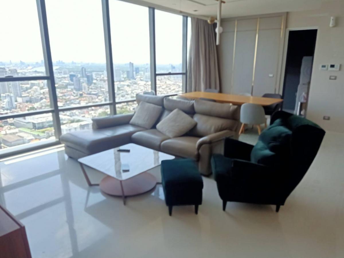 For SaleCondoSathorn, Narathiwat : The Bangkok Sathorn: Luxury 2-bedroom condo near BTS SurasakFor sale at 39.5 million THB, or rent for just 120,000 THB/month, complete with full facilities!