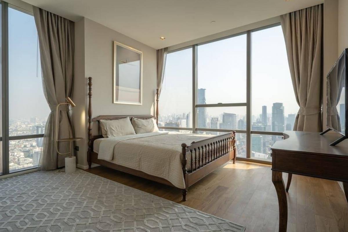 For SaleCondoSathorn, Narathiwat : The Bangkok Sathorn: Luxury 2-bedroom condo near BTS SurasakFor sale at 39.5 million THB, or rent for just 120,000 THB/month, complete with full facilities!