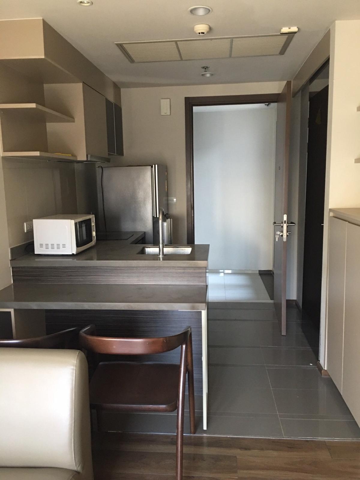 For RentCondoSapankwai,Jatujak : 03/04/2026, Rent a condo ONYX Phaholyothin 1 bedroom 29 sq.m. near BTS Saphan Khwai
Only 16,000 baht/month with complete facilities! 0642748883