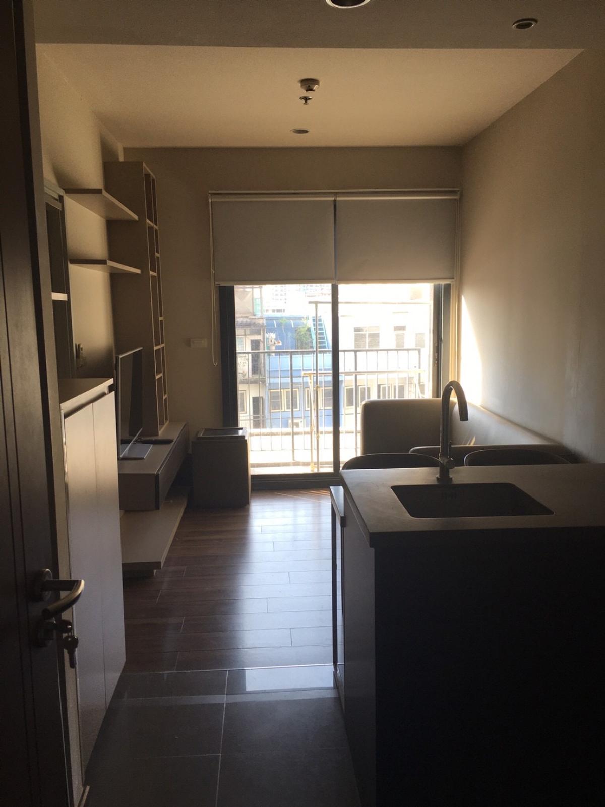 For RentCondoSapankwai,Jatujak : 03/04/2026, Rent a condo ONYX Phaholyothin 1 bedroom 29 sq.m. near BTS Saphan Khwai
Only 16,000 baht/month with complete facilities! 0642748883
