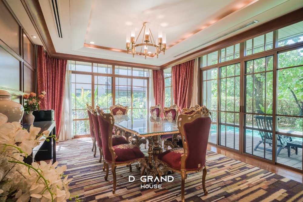 For RentHouseOnnut, Udomsuk : For Rent: Sansiri Village Sukhumvit 67, a super luxury home in the heart of the city, Soi Sukhumvit 67, a luxury home on a large plot of land on Sukhumvit Road.