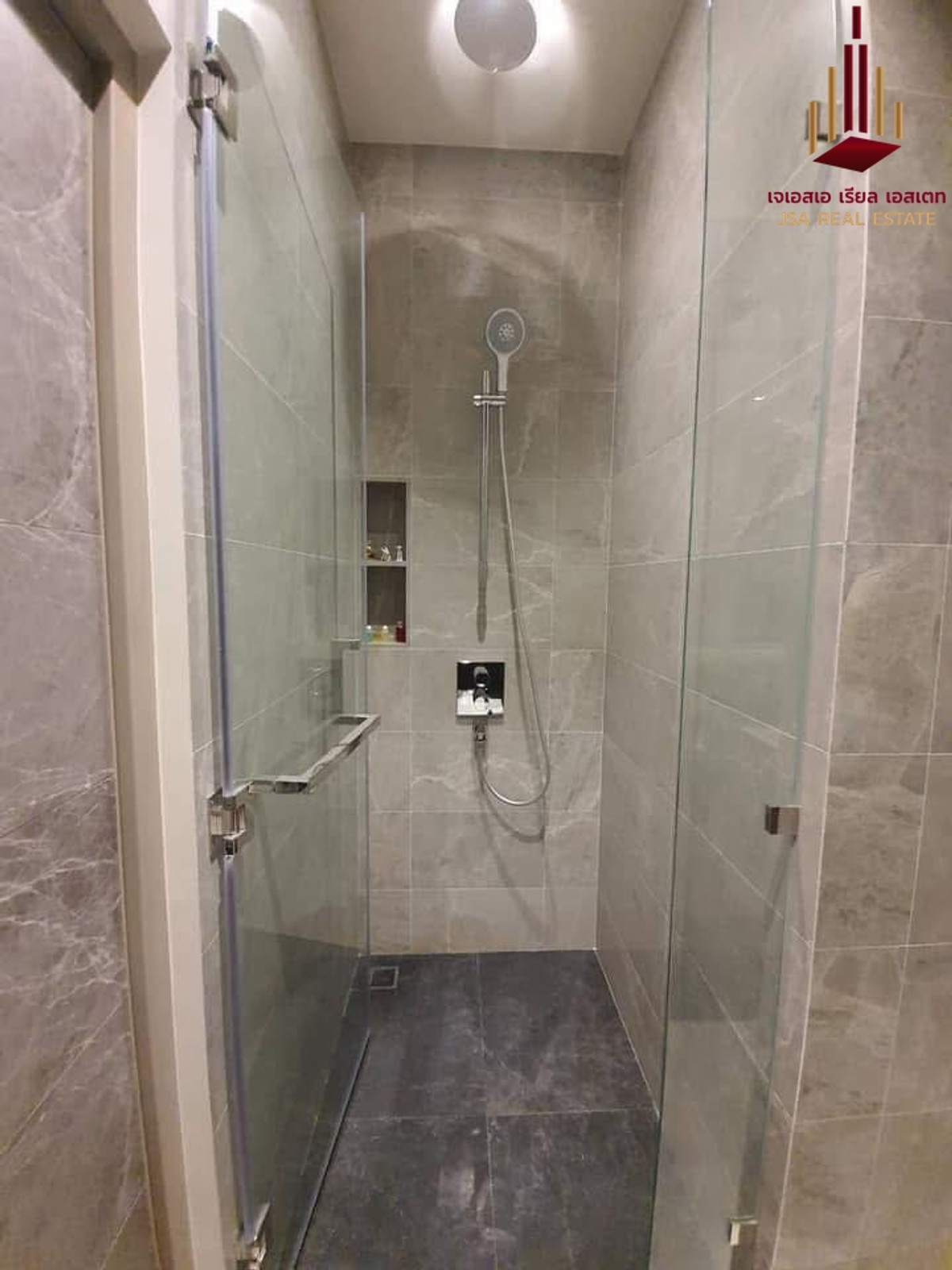 ให้เช่าคอนโดวิทยุ ชิดลม หลังสวน : ✨ For Rent: 28 Chidlom Condo ✨  💰 Only 55,000 THB/month