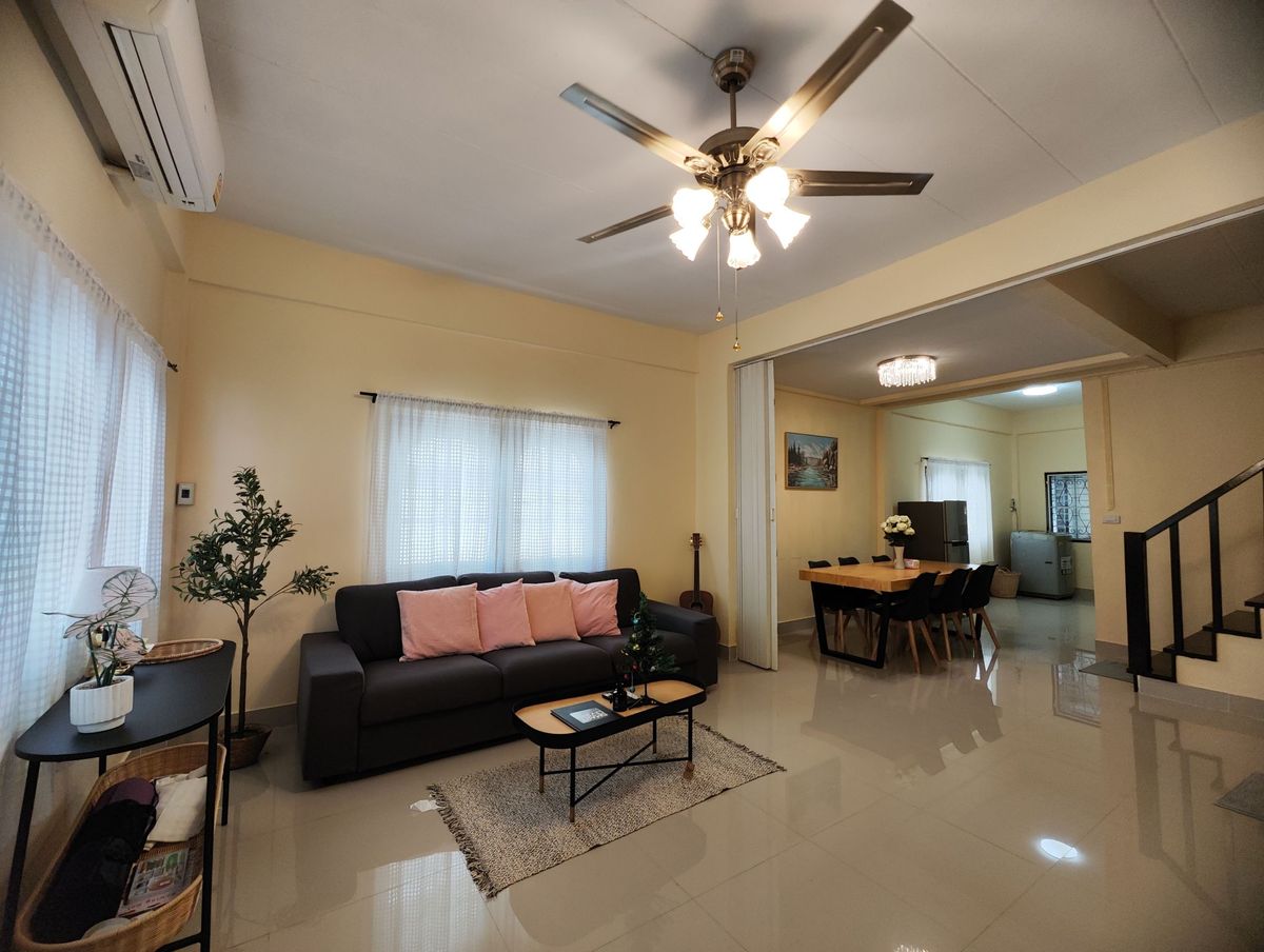 For RentTownhomeOnnut, Udomsuk : Semi-detached house for rent, Rangsiya Village, Soi Udomsuk 58 (rt-01)
