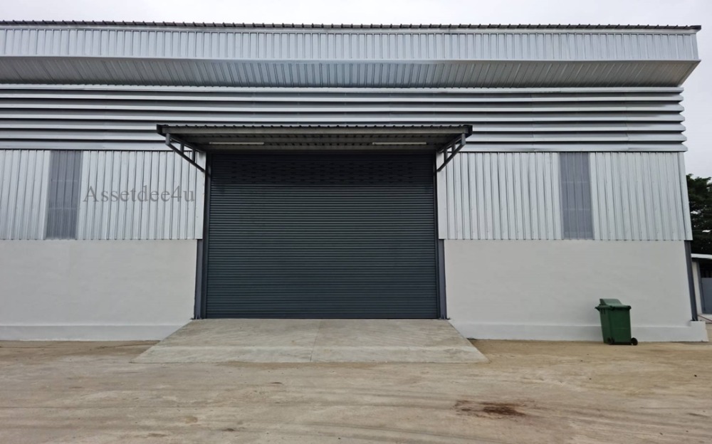 For RentWarehouseNonthaburi, Bang Yai, Bangbuathong : Warehouse near Nopphawong Intersection, Bang Bua Thong-Suphan Buri Warehouse, Warehouse for rent, size 300 sq m., 1000 sq m., Road 340, Khlong Chek, trailer trucks can enter.