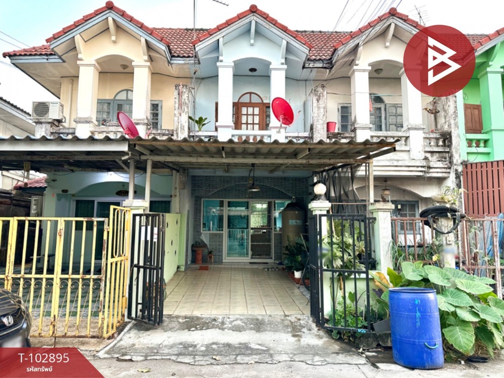 For SaleTownhomePathum Thani,Rangsit, Thammasat : Townhouse for sale, Pramaporn Village, Rangsit-Khlong 4, Thanyaburi, Pathum Thani