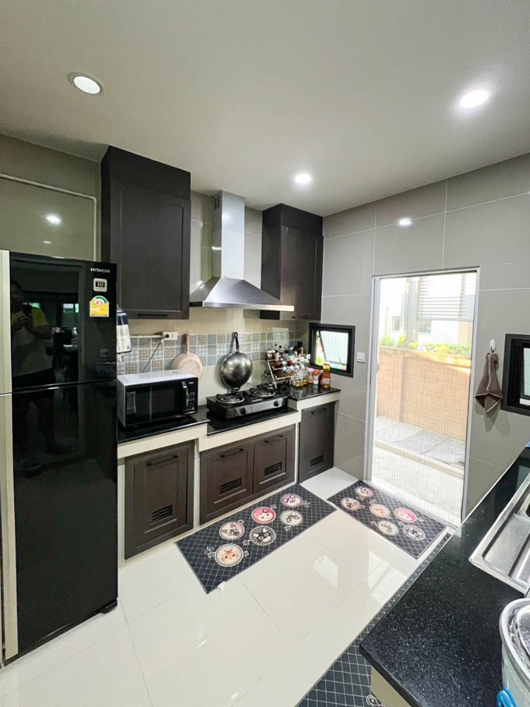 For SaleHousePattanakan, Srinakarin : House for Sale Setthasiri Pattanakarn, 4 bedroom 86 sqw 244 sqm Near Suvarnabhumi Airport, Onnut, Prawet, Chaloem Phrakiat Rama 9, Lat Krabang : SL25S-001