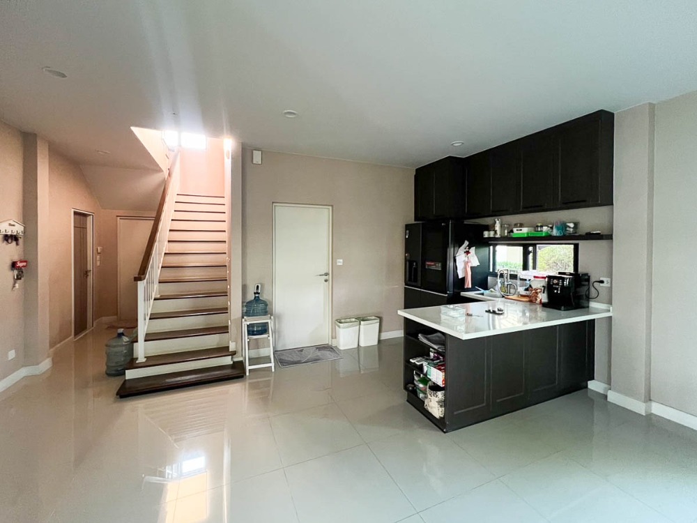 For SaleHousePattanakan, Srinakarin : House for Sale Setthasiri Pattanakarn, 4 bedroom 86 sqw 244 sqm Near Suvarnabhumi Airport, Onnut, Prawet, Chaloem Phrakiat Rama 9, Lat Krabang : SL25S-001