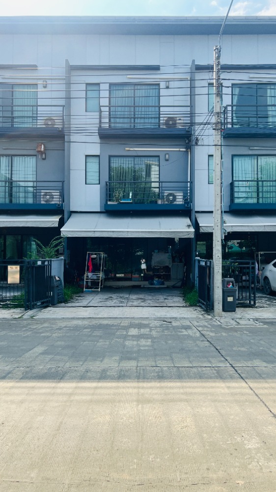 For SaleTownhome : เจ้าของขายเอง!!! ทาวน์โฮม 3 ชั้น