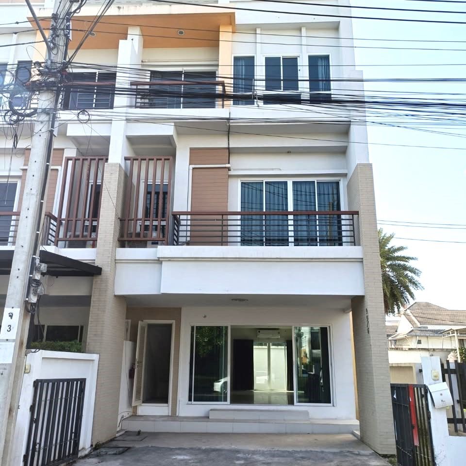 For RentTownhomeKaset Nawamin,Ladplakao : Panasiri Residences Kaset-Nawamin