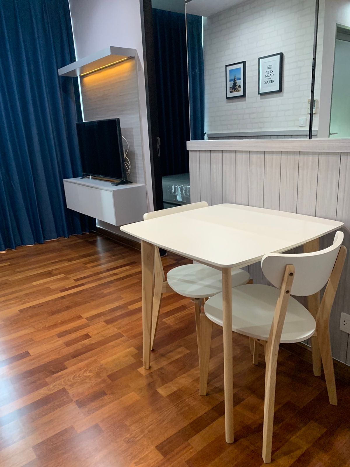 For RentCondoRatchathewi,Phayathai : 🔥 Dont miss out on this great discount! 🔥 ​​🏙️ Wish Signature Midtown Siam 📍 1 bedroom | 1 bathroom | Size 34 sq m. 💸 Rent only 23,000 baht/month (Price negotiable!) 📞 Call: 086-746-8882 (K. Cooper)