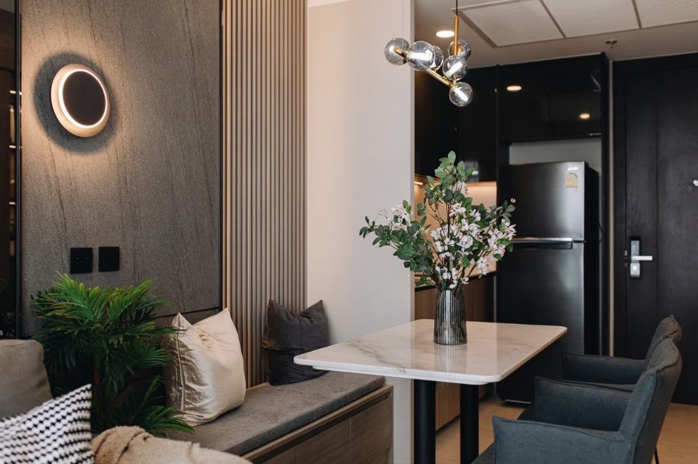 ให้เช่าคอนโดสยาม จุฬา สามย่าน : Cooper Siam【𝐒𝐄𝐋𝐋 & 𝐑𝐄𝐍𝐓】🔥คอนโดใจกลางสยาม ตกแต่งครบครันด้วยเฟอร์นิเจอร์สไตล์โมเดิร์นที่ลงตัวทุกการใช้งาน🔥  ติดต่อไลน์ไอดี: @hacondo