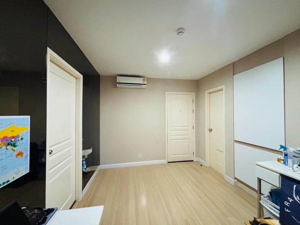 ขายคอนโดสุขุมวิท อโศก ทองหล่อ : ขาย (พร้อมผู้เช่า) ราคารวม คชจ. โอนแล้ว The Nest Sukhumvit22 ตึกA ชั้น2 บิลท์ครบ 1ห้องนอน 1นั่งเล่น 1ครัว วิวสวนและสระน้ำ ใกล้ BTS MRT