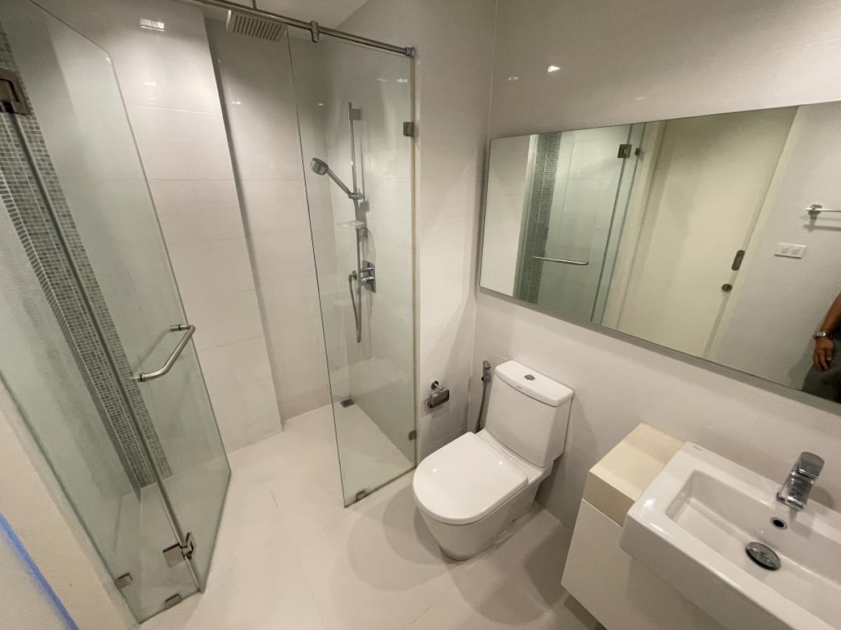 For RentCondoSathorn, Narathiwat : RENT : Nara 9 | FL.37 | 38 sq.m. | City view | ** Available SEP 2016 onwards **