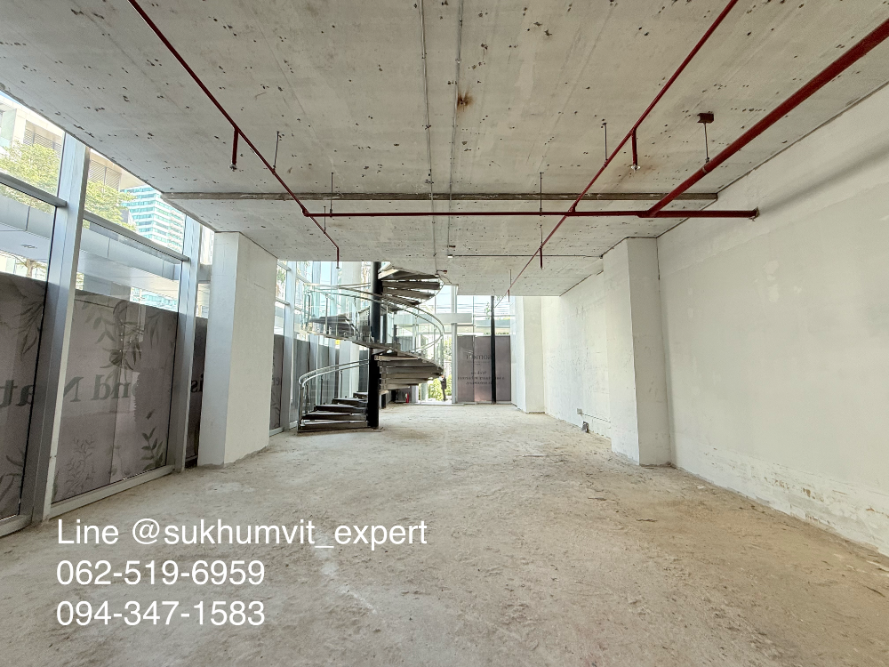 For RentRetail SpaceSukhumvit, Asoke, Thonglor : Space for rent, suitable for restaurant, furniture showroom, shop, Thonglor Location