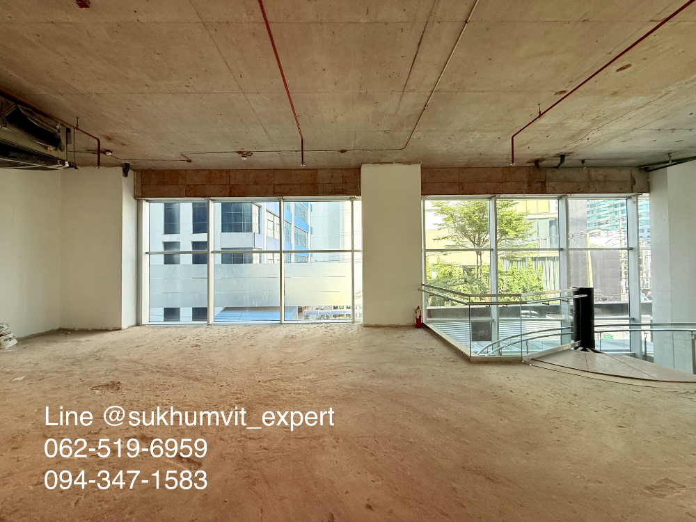 For RentRetail SpaceSukhumvit, Asoke, Thonglor : Space for rent, suitable for restaurant, furniture showroom, shop, Thonglor Location