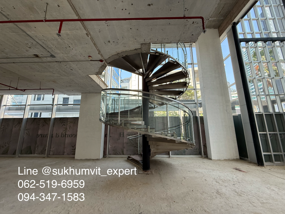 For RentRetail SpaceSukhumvit, Asoke, Thonglor : Space for rent, suitable for restaurant, furniture showroom, shop, Thonglor Location