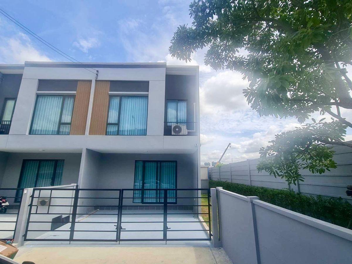 For RentTownhomeBangna, Bearing, Lasalle : Rent 2 -story townhome, PLENO Sukhumvit - Bangna 2