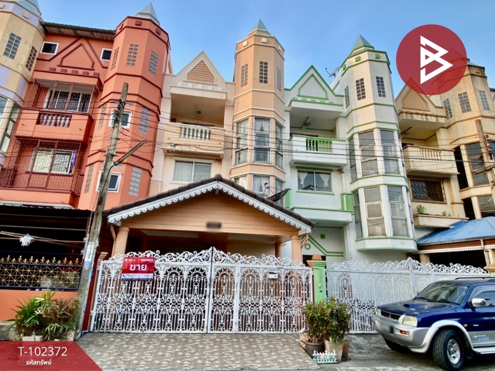ขายทาวน์โฮมบางแค เพชรเกษม : ขายด่วนทาวน์เฮ้าส์ 3 ชั้นครึ่ง หมู่บ้านเพชรอัมพร เพชรเกษม 79 แยก 28 กรุงเทพมหานคร