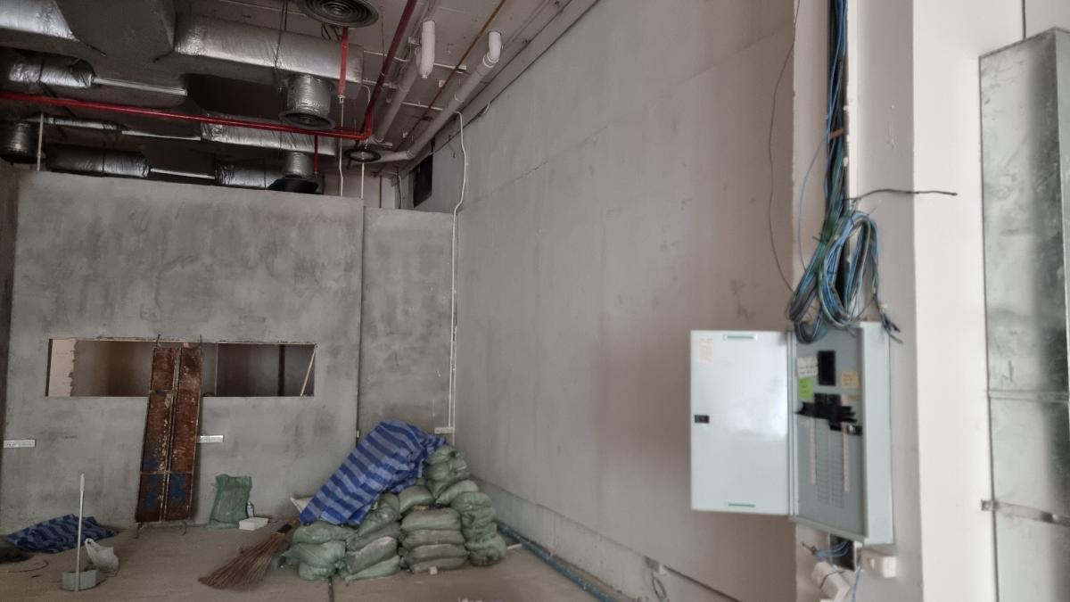 For RentRetail SpaceSukhumvit, Asoke, Thonglor : BTS Phrom Phong, space for rent, suitable for a restaurant, school, beauty salon.