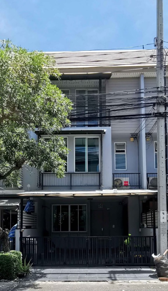 For RentTownhomeKaset Nawamin,Ladplakao : Townhome for rent Areeya Daily Kaset-Nawamin near BTS Green Line, Wat Phra Sri, The Jas Ramintra