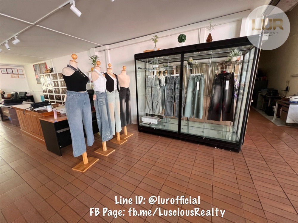 ขายโกดังบางแค เพชรเกษม : ขายที่ดินพร้อมสิ่งปลูกสร้าง เพชรเกษม 114 ขนาด 261.5 ตารางวา 9.8 ล้าน (ต่อรองได้)