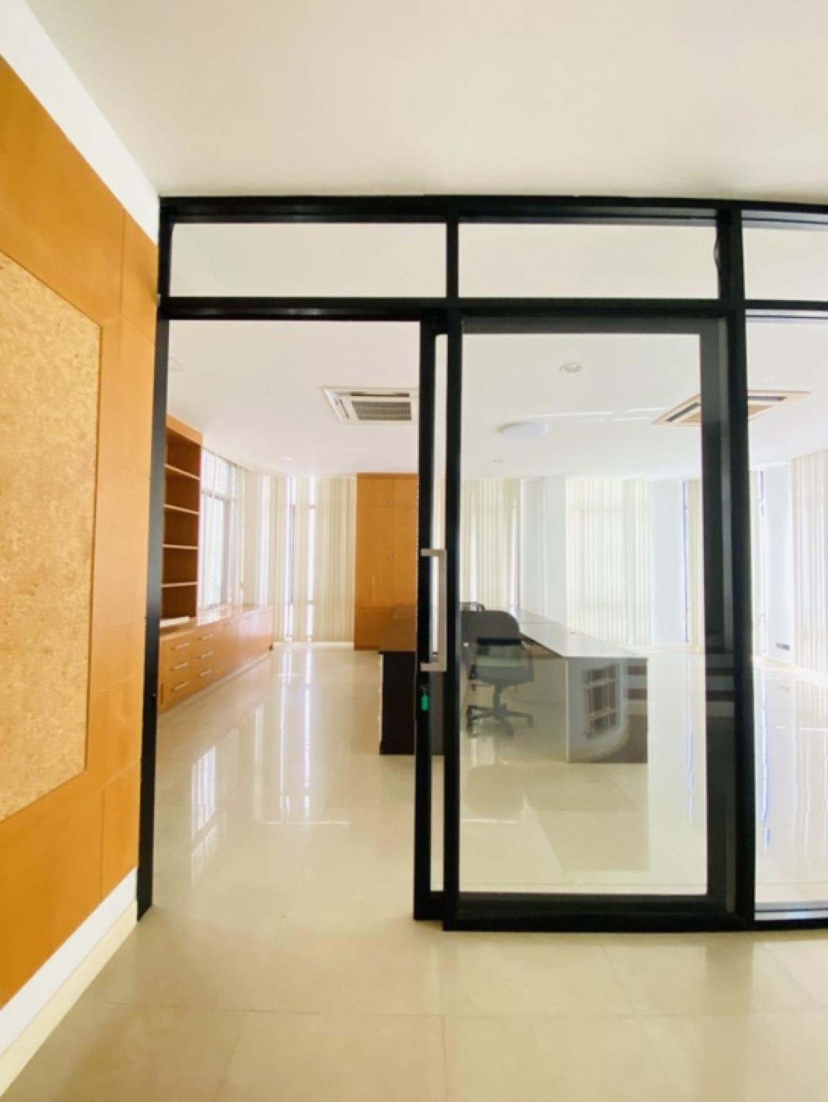 ให้เช่าโฮมออฟฟิศบางนา แบริ่ง ลาซาล : กลางกรุงออฟฟิศปาร์คบางนา✨ รีโนเวทใหม่ พร้อมเข้าอยู่ ให้เช่า โฮมออฟฟิศสุดหรู 